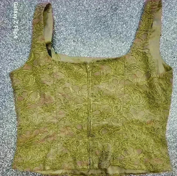 Gold beaded/ embroidery crop tank  top - Picture 2 of 6